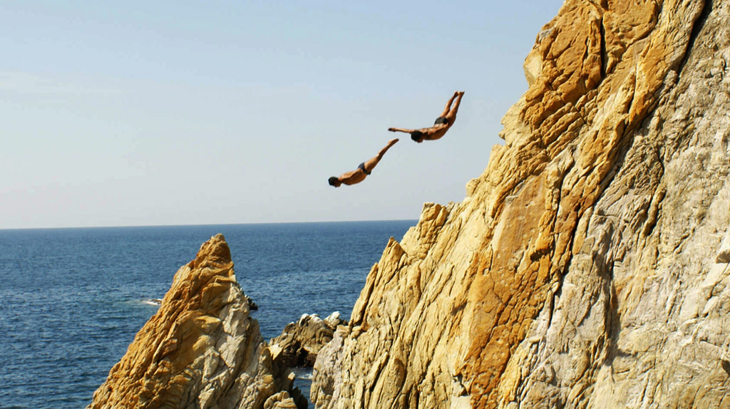Clavadistas en La quebrada de Acapulco